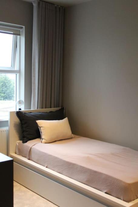 Apartment Quiet And Cozy With A View *